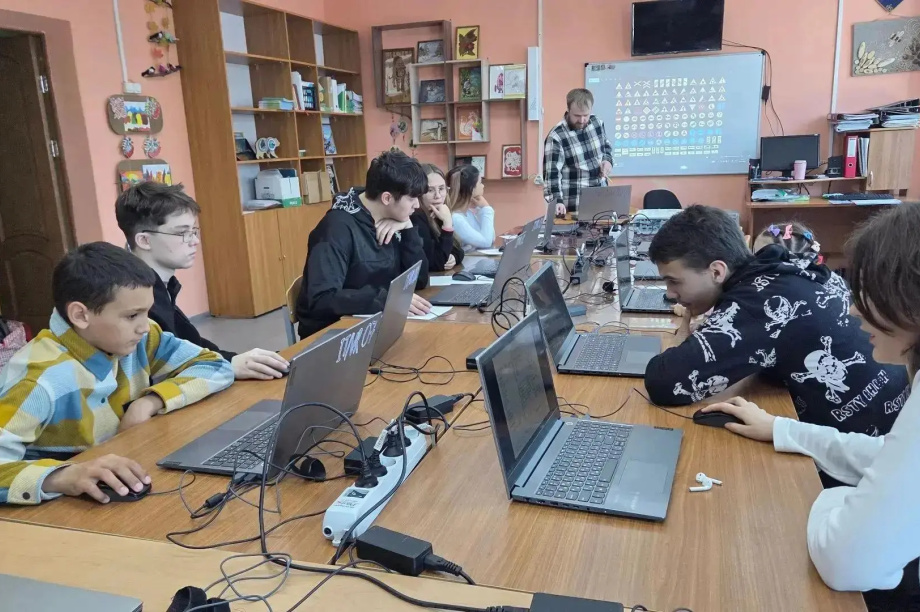 «Кванториум» начинает серию выездов в школы Камчатки. министерство образования Камчатского края. Фотография 3