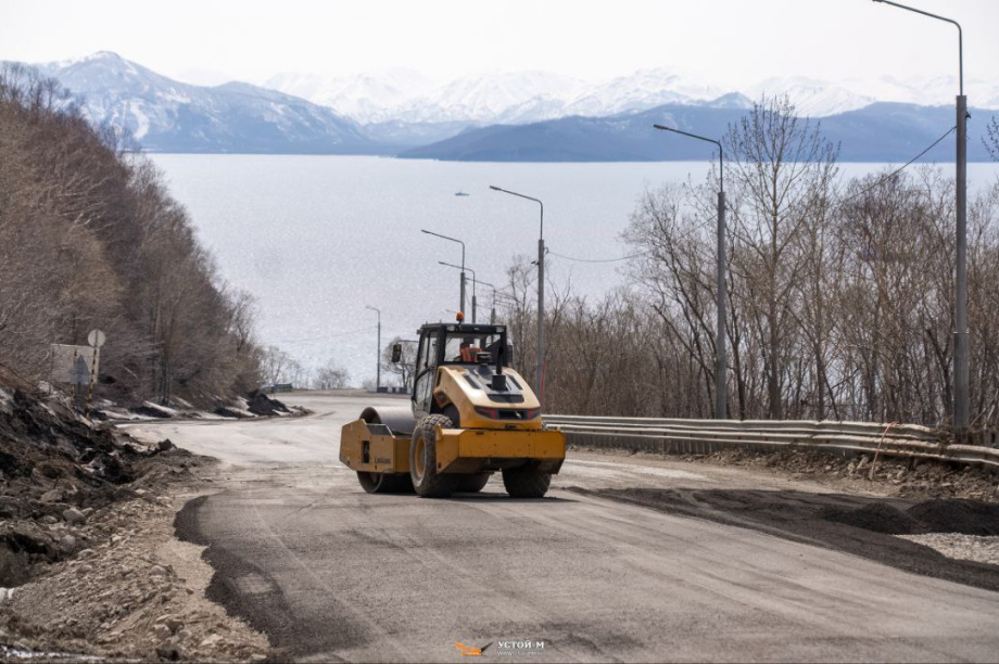 На улице Высотной в столице Камчатки кипит работа  . Фото: Устой-М. Фотография 1