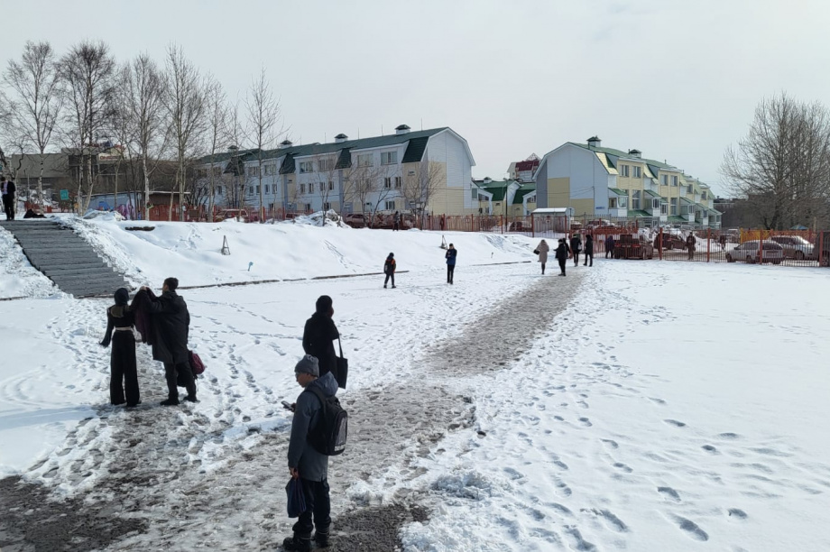 Чертова дюжина: школы Петропавловска эвакуируют тринадцатый раз за год из-за сообщения о минировании. Фото: ИА «Камчатка»