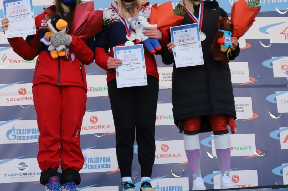 Слалом на Морозке: чемпионат России по горнолыжному спорту. Фото: Виктор Гуменюк / информационное агентство "Камчатка". Фотография 101