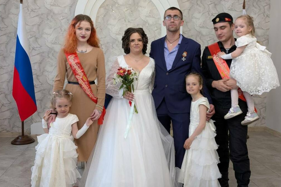 Симметрия счастья: десятки камчатских пар выбирают судьбу в красивую дату. Фото: Агентство записи актов гражданского состояния и архивного дела Камчатского края. Фотография 8