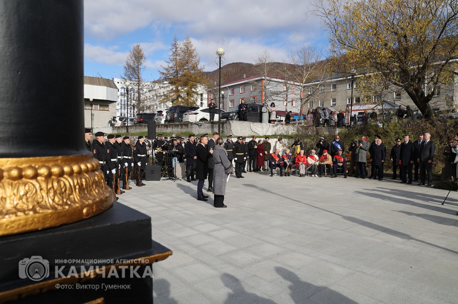 В честь 284-й годовщины со дня основания города в Петропавловске-Камчатском прошли праздничные мероприятия (фоторепортаж). Фото: ИА «Камчатка» \ Виктор Гуменюк. Фотография 46