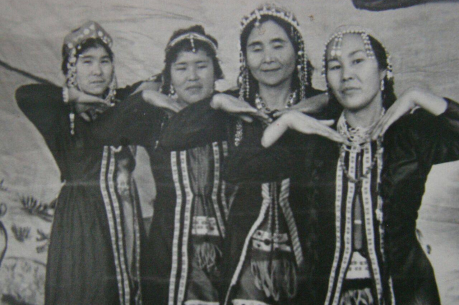 Камчатский ансамбль из села Хаилино – в финале всероссийского конкурса. Фото: канал "Камчатский Север". Фотография 2