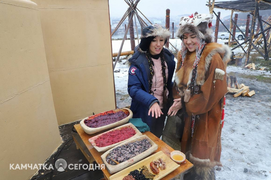 Корякский обрядовый праздник Хололо отметили в Петропавловске-Камчатском. Фоторепортаж. Фото: Виктор Гуменюк\ИА "Камчатка". Фотография 35