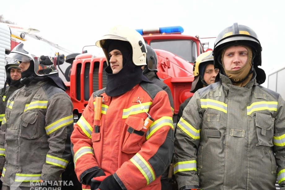 На Камчатке отметили 377 лет пожарной охраны (фоторепортаж). . Фотография 14