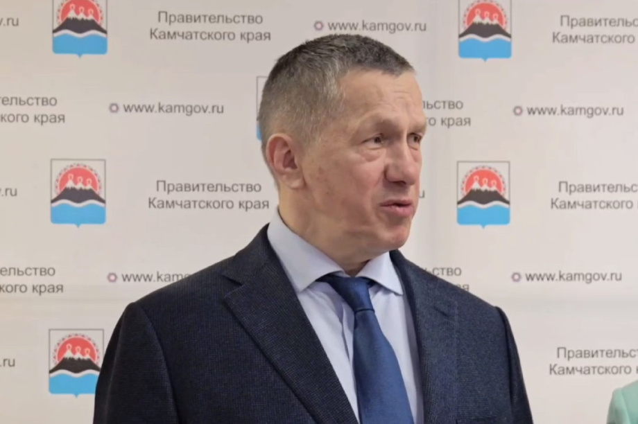 Юрий Трутнев на Камчатке вручил награды VII премии «Звезда Дальнего Востока». Фото: kamgov.ru. Фотография 1