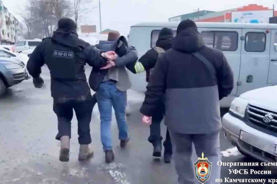 На Камчатке задержали группу, которая подделывала судовые документы и брала взятки. УФСБ РФ по Камчатскому краю. Фотография 2