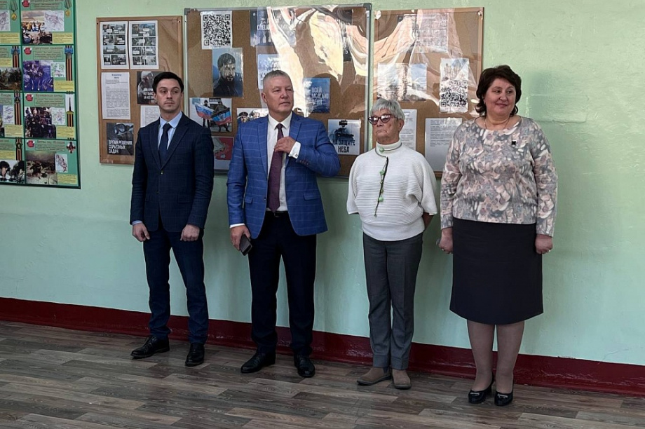 В средней школе №30 начал работу музей Курильского десанта. Фото: Дума ПКГО. Фотография 14