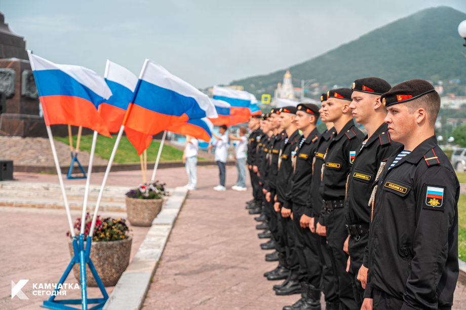 День государственного флага России отметили на Камчатке. Фоторепортаж. . Фотография 22