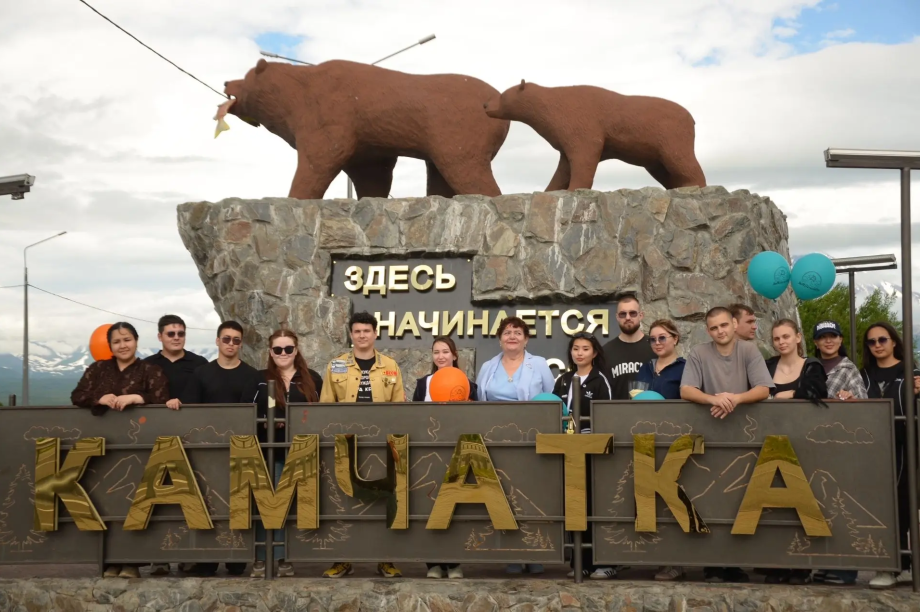В Петропавловск-Камчатский прибыли 14 терапевтов из Астрахани. . Фотография 1
