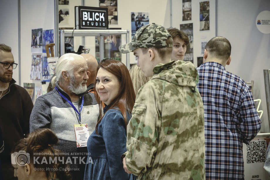 XIV-я Ярмарка социальных инициатив состоялась в Петропавловске-Камчатском (фоторепортаж). Фото: «Камчатка Сегодня» \ Игорь Сафончик. Фотография 36