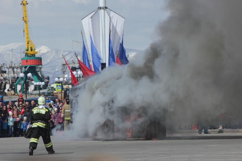 Камчатские спасатели покажут шоу в день пожарной охраны. Фото: ИА "Камчатка"/архив
