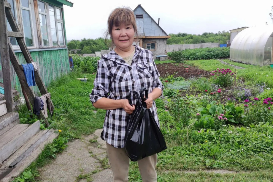Семьям участников СВО в Палане передали свежего лосося и мясо нерпы. Фото из архива Дарины БОРИСЮК. Фотография 6