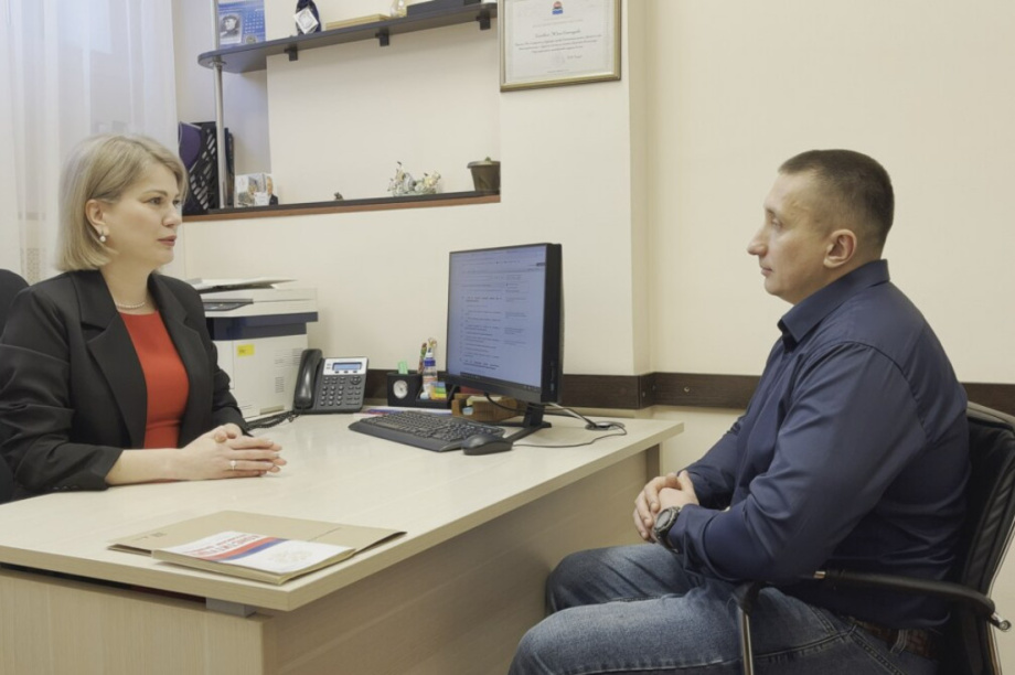 Важный  диалог о борьбе с коррупцией с участником программы «Герои Камчатки». Фото: kamgov.ru