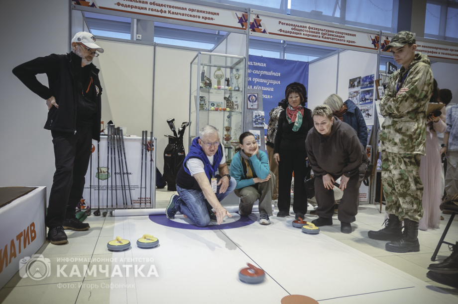 XIV-я Ярмарка социальных инициатив состоялась в Петропавловске-Камчатском (фоторепортаж). Фото: «Камчатка Сегодня» \ Игорь Сафончик. Фотография 45