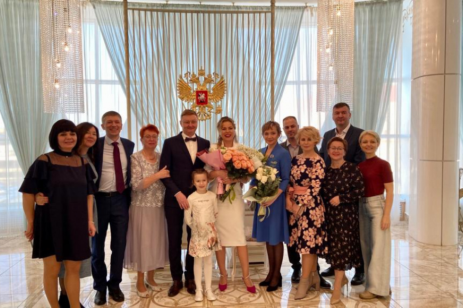 Сразу три юбилейных брака зарегистрировали в ноябре в ЗАГСе Петропавловска-Камчатского. Фото: kamgov.ru. Фотография 2