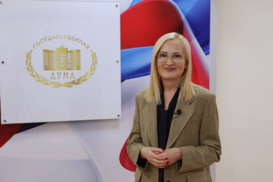 Ирина Яровая поздравила студентов и преподавателей с Днём российского студенчества. 