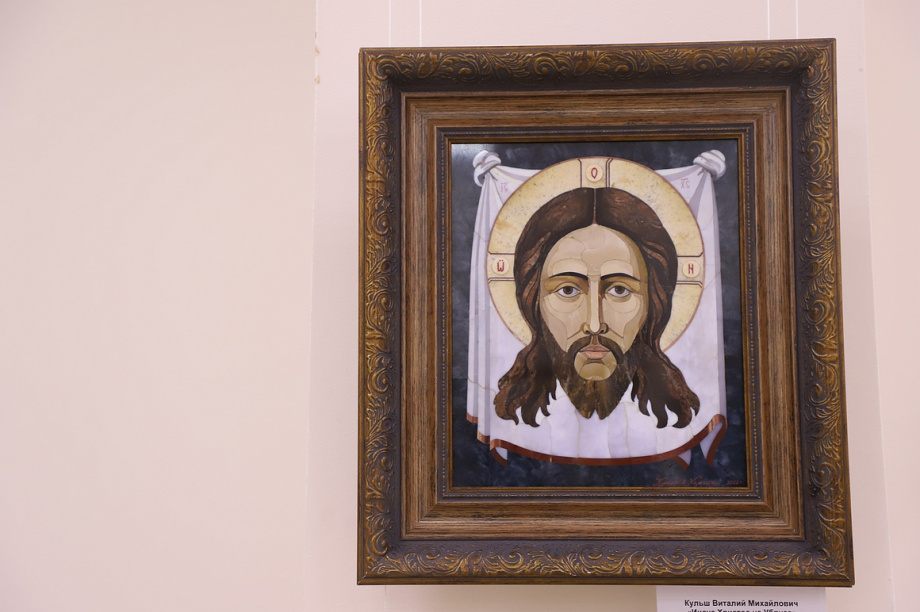 Выставка "А жизнь продолжается" открылась в художественном музее на Камчатке. Фоторепортаж. Фото: В. Гуменюк. Фотография 10