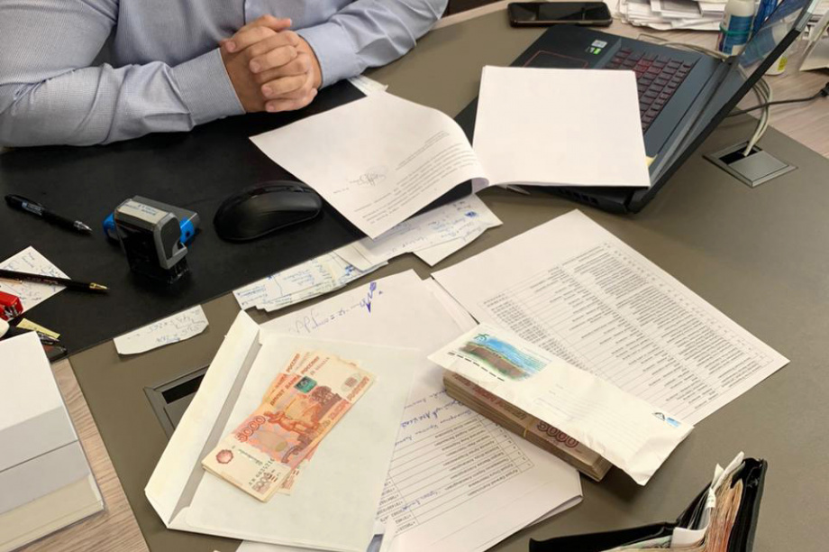 Известные рыбопромышленники на Камчатке получили приговоры за взятки. Фото: УФСБ России по Камчатскому краю. Фотография 1