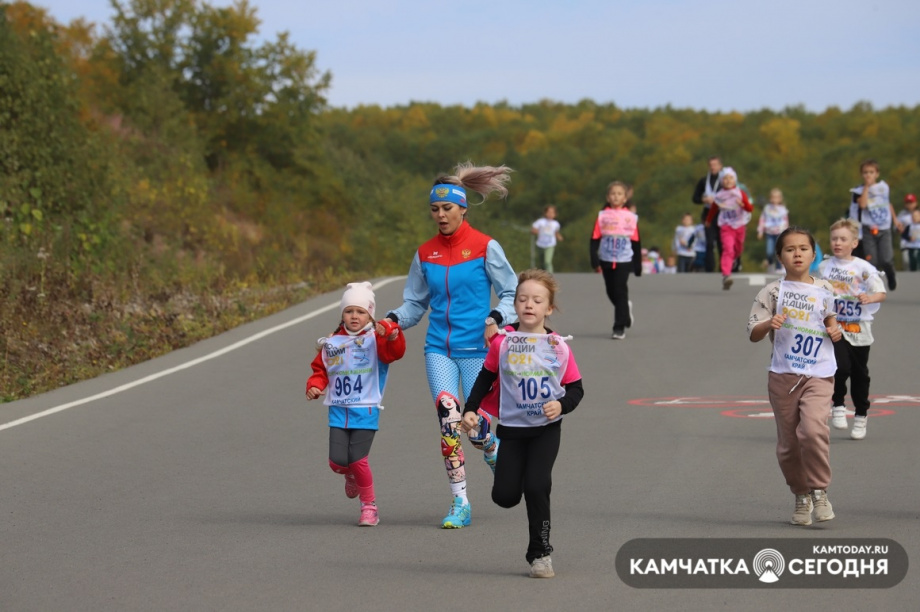 «Кросс нации 2021»: фоторепортаж Виктора Гуменюка. Фото: Виктор Гуменюк / информационное агентство «Камчатка». Фотография 30
