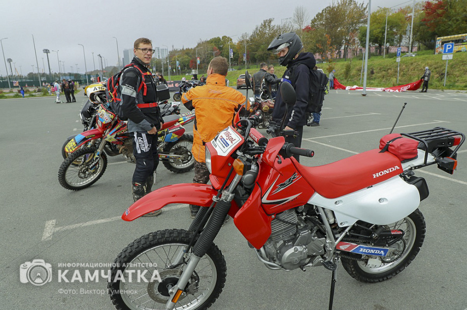 Камчатские байкеры завершили мотосезон 2024 года (фоторепортаж). Фото: ИА «Камчатка» . Фотография 30
