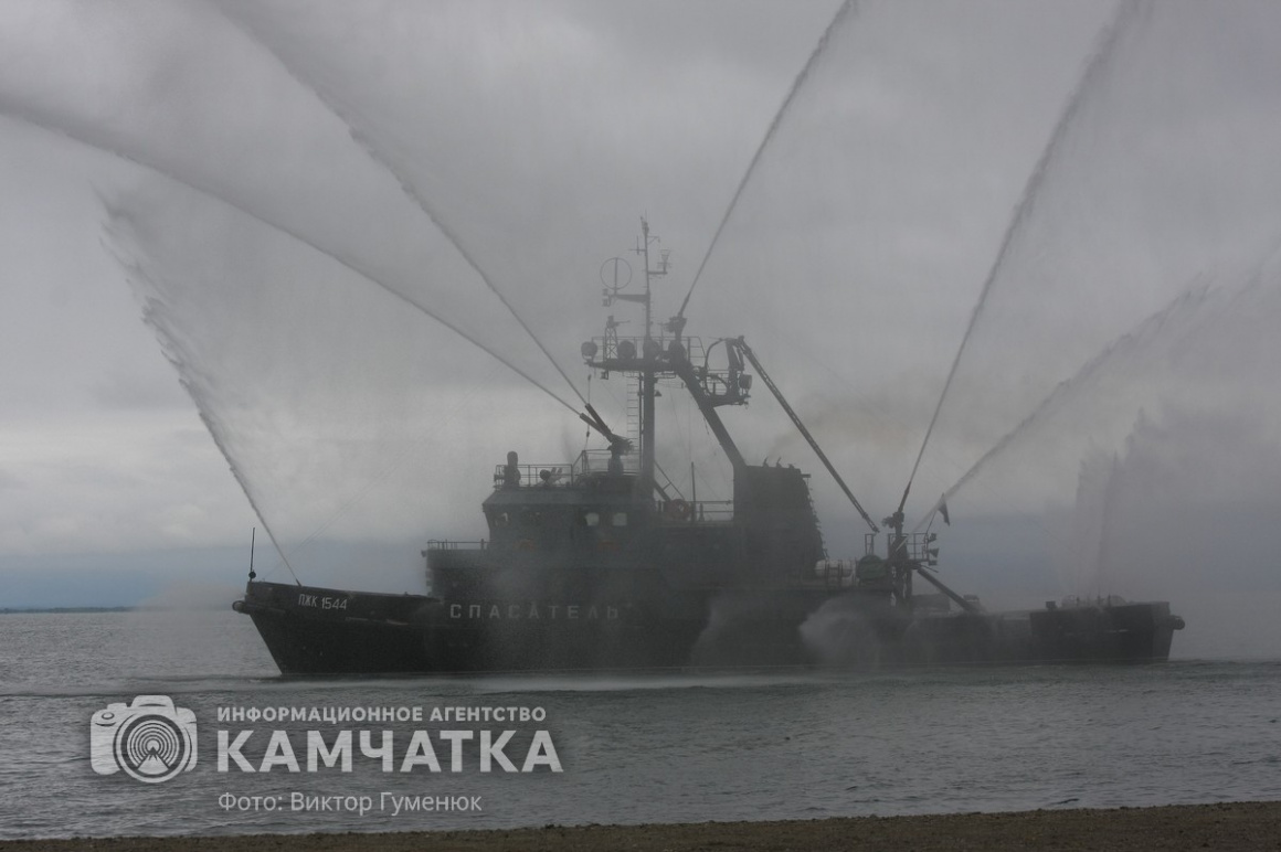 Камчатка празднует День Тихоокеанского флота. Фотоподборка. Фото: Виктор Гуменюк. Фотография 28