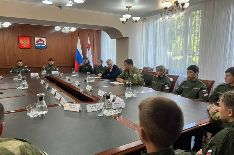 Камчатские курсанты готовятся к битве на «Пути ВОИНа». kamgov.ru. Фотография 5