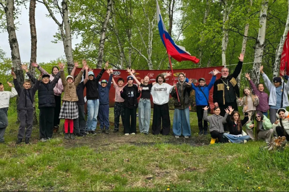 В Центре «Добрыня» камчатские дети учатся любви к Отечеству через молитву и спорт. Фото: kamgov.ru. Фотография 1