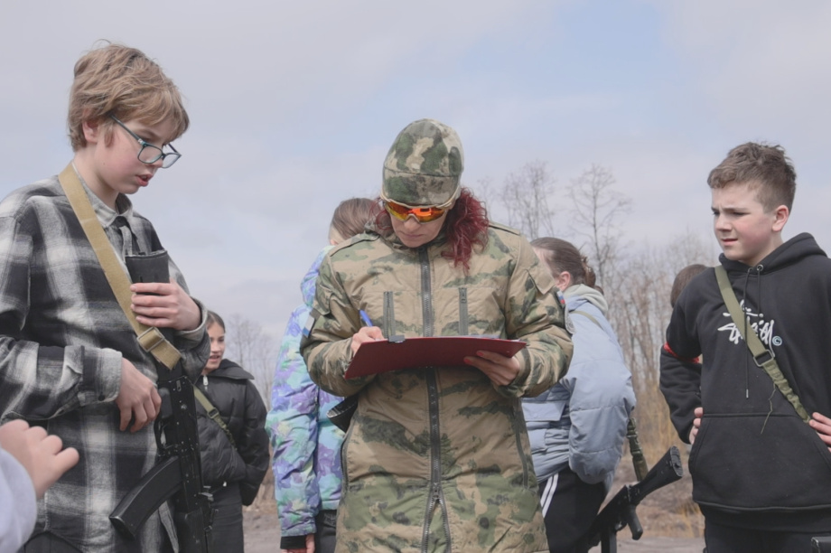 Школьники Петропавловска-Камчатского приняли участие в «Зарнице 2.0». kamgov.ru. Фотография 5