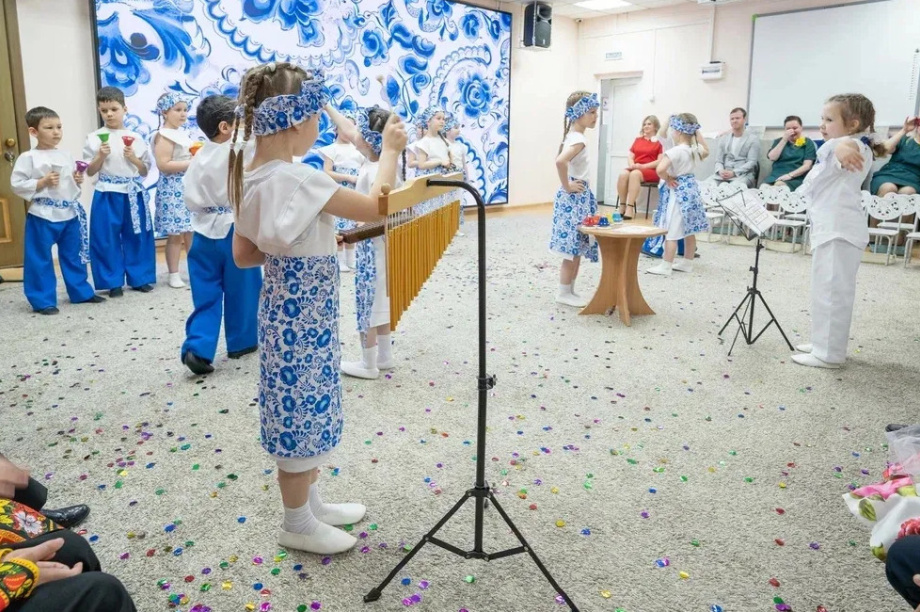 Семейный фестиваль с гала-концертом и подарками для всех прошел на Камчатке. Фото организаторов. Фотография 9