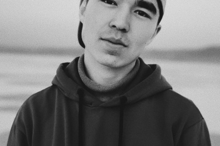 Кыргызский режиссер Талгар Замир-Сеит рассказал о суровых съемках фильма на Камчатке. Фото: газета "Корякия". Фотография 3