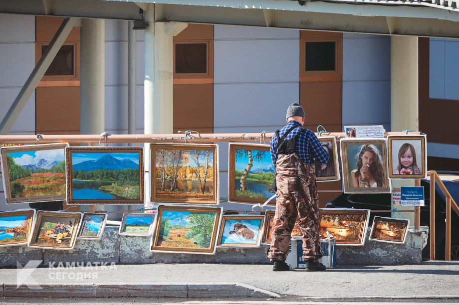Путь художника: от школьных стенгазет до камчатских пейзажей. Фото: «Камчатка Сегодня» \ Игорь Сафончик. Фотография 4