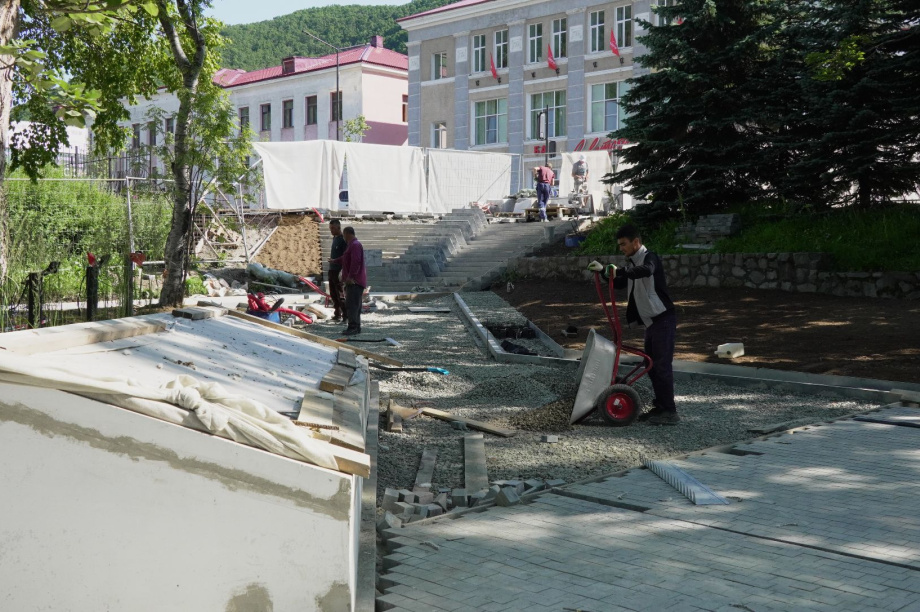 В Петропавловске-Камчатском завершается второй этап благоустройства сквера Свободы. Фото: администрация ПКГО. Фотография 5