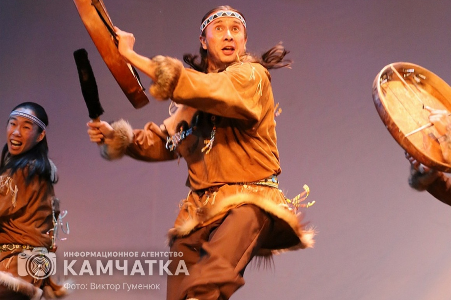 Корякскому национальному ансамблю «Мэнго» сегодня 59 лет. фото: Виктор Гуменюк. Фотография 9