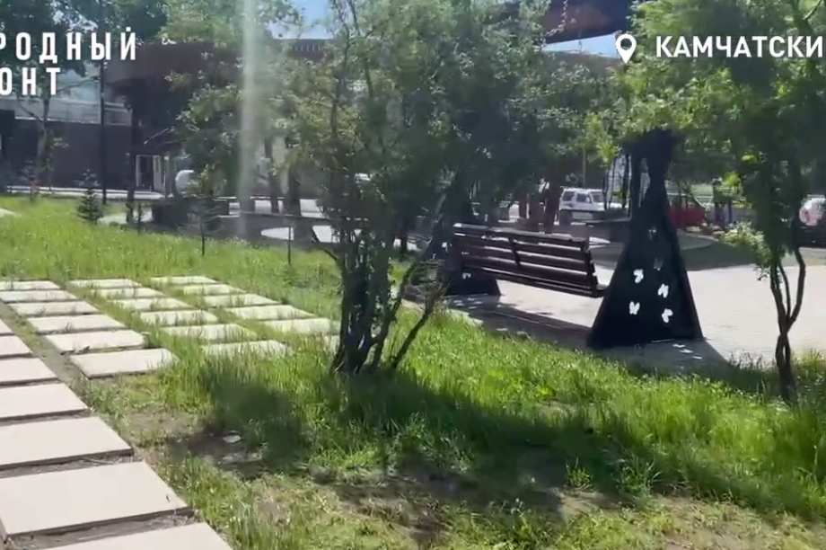 Подрядчик устранит недоделки в сквере «Строителей» на Камчатке. . Фотография 1
