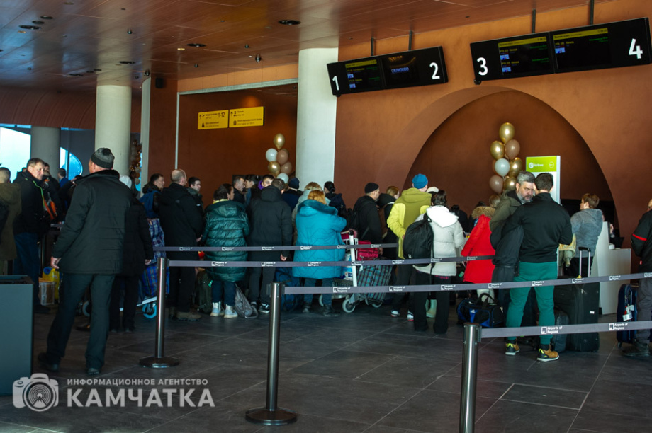 Владимир Солодов: Новый терминал аэропорта Елизово — комфорт и удобство для пассажиров. . Фотография 12