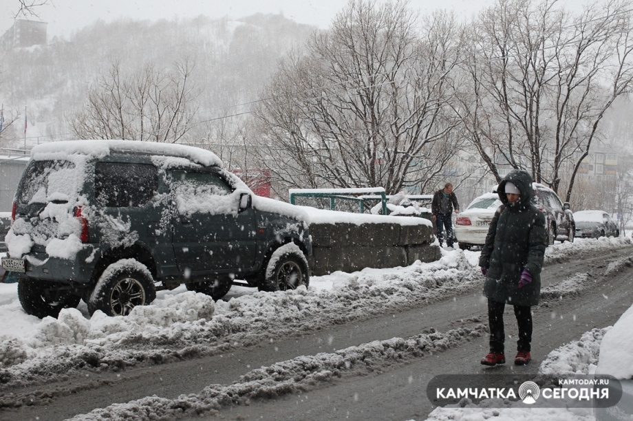Апрельский снег. Фото: Виктор Гуменюк / информационное агентство "Камчатка". Фотография 17