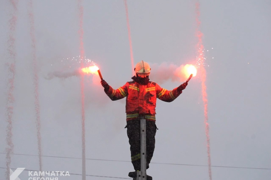 На Камчатке отметили 377 лет пожарной охраны (фоторепортаж). . Фотография 28