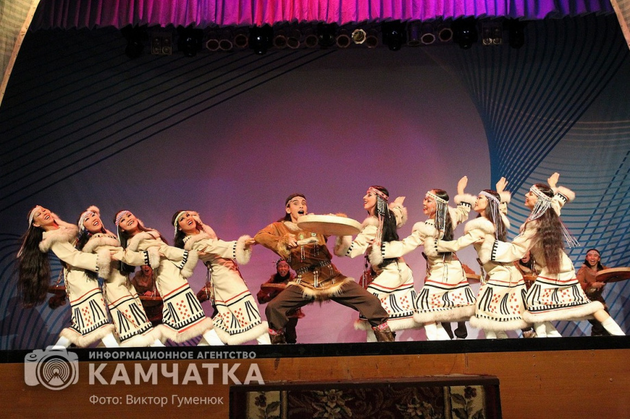 Корякскому национальному ансамблю «Мэнго» сегодня 59 лет. фото: Виктор Гуменюк. Фотография 34