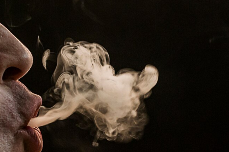 Почему люди курят? — медицинский ликбез. Изображение от Freepik