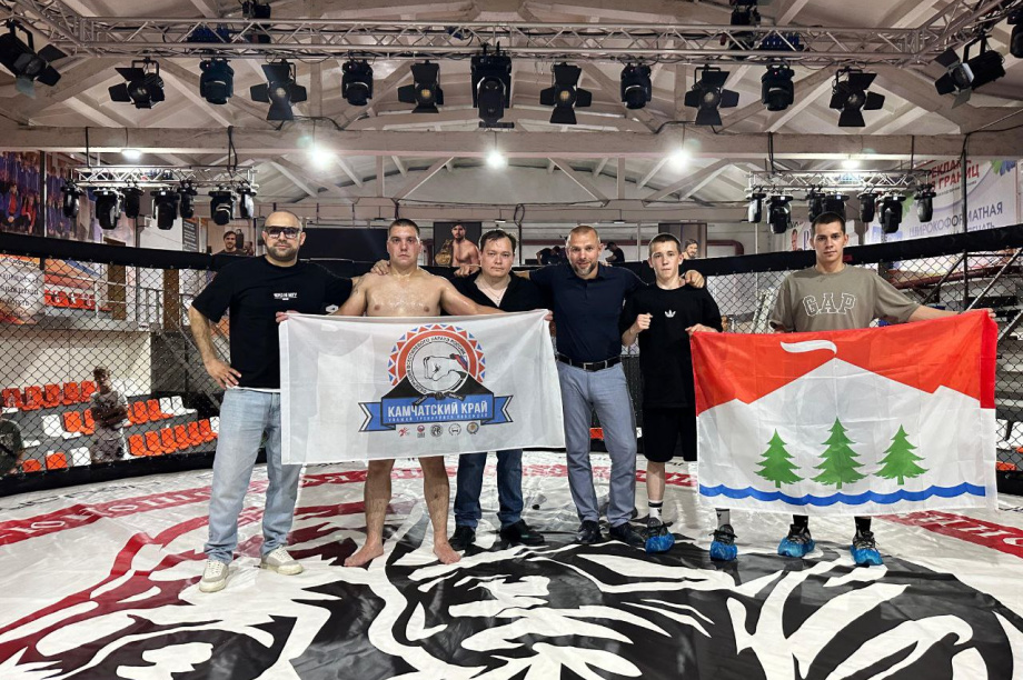 Боец из Козыревска победил в Находке . 