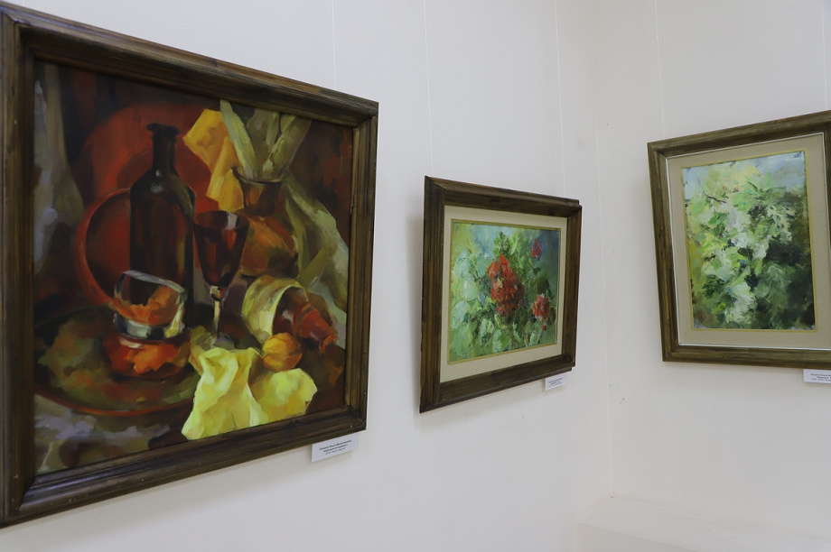 Выставка "А жизнь продолжается" открылась в художественном музее на Камчатке. Фоторепортаж. Фото: В. Гуменюк. Фотография 14