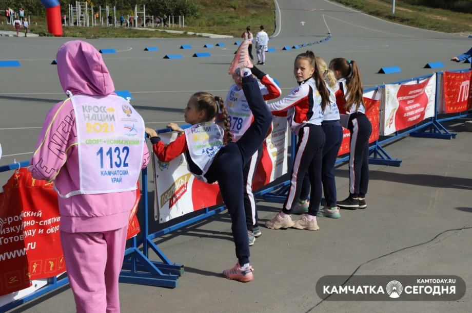 «Кросс нации 2021»: фоторепортаж Виктора Гуменюка. Фото: Виктор Гуменюк / информационное агентство «Камчатка». Фотография 9