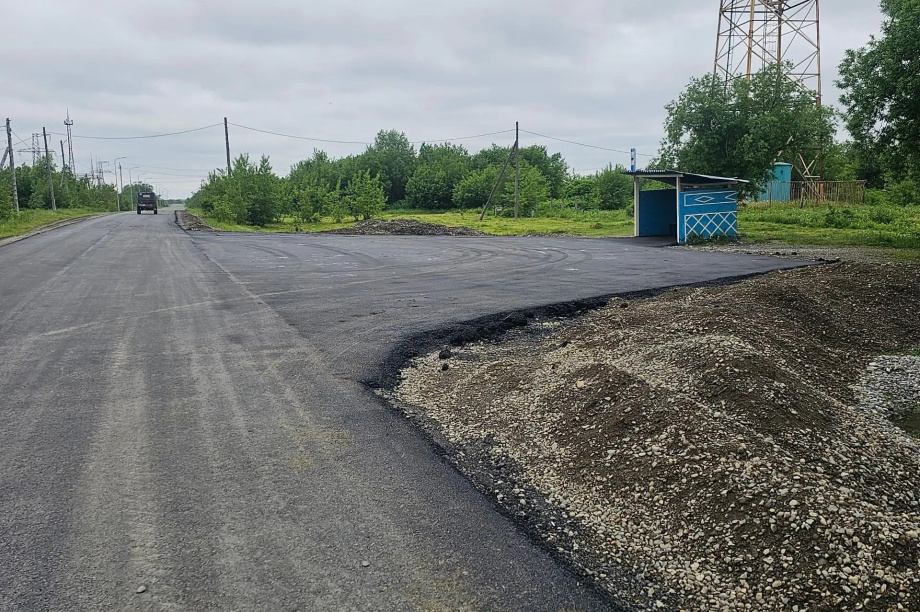 В камчатском селе Кавалерское обновили дороги к школе и пожарному посту. Фото: kamgov.ru. Фотография 2