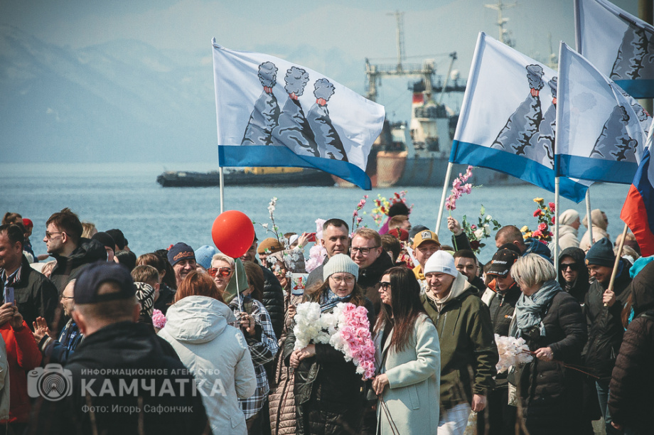 Лучшие кадры камчатского Праздника Весны и Труда . . Фотография 61