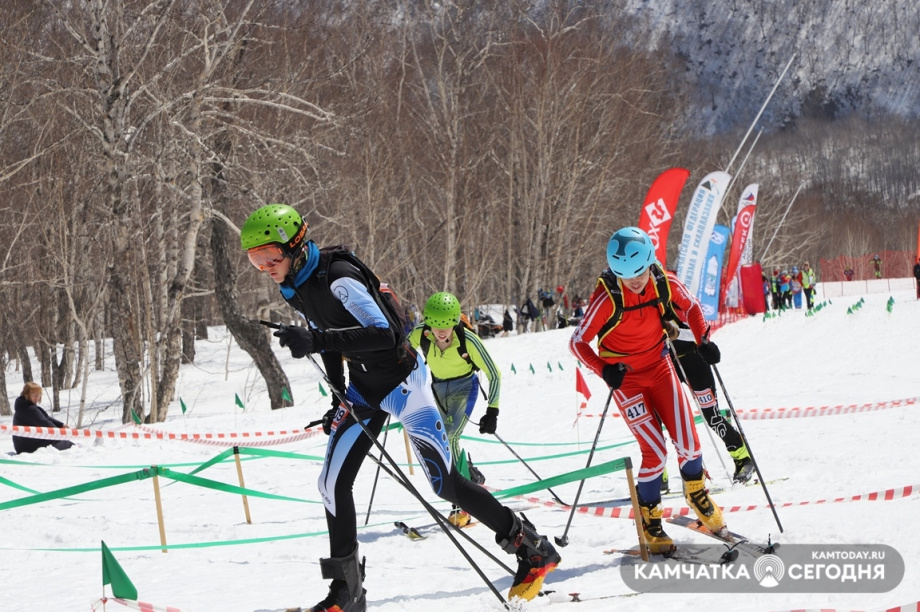 Ски-альпинисты завешают сезон. Фото: Виктор Гуменюк / информационное агентство "Камчатка". Фотография 36