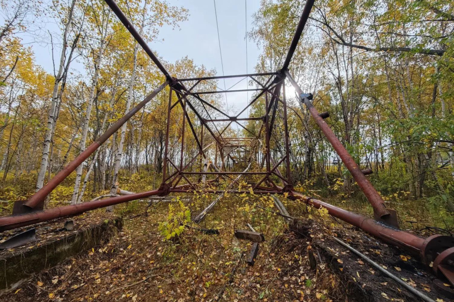 В Елизово демонтируют антенное поле. . Фотография 2