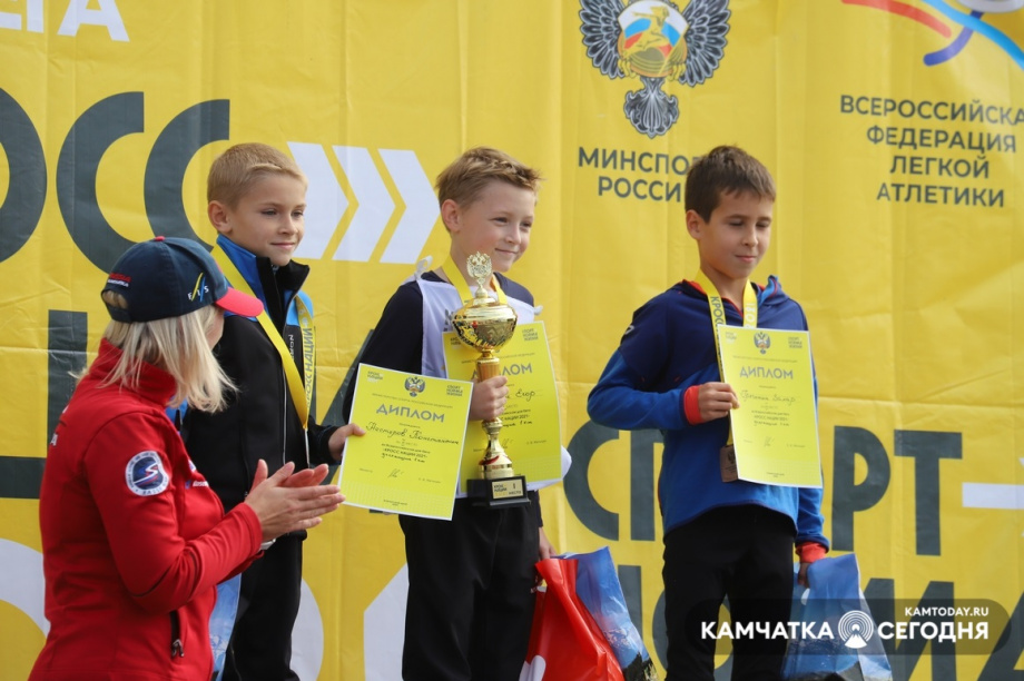 «Кросс нации 2021»: фоторепортаж Виктора Гуменюка. Фото: Виктор Гуменюк / информационное агентство «Камчатка». Фотография 74