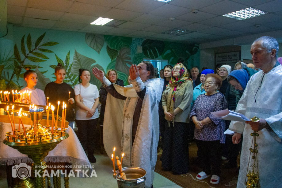 Крещенские купания состоялись в санатории «Жемчужина Камчатки». Фото: ИА «Камчатка»  . Фотография 12