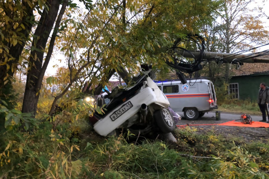 Водитель  Toyota Vista погиб в ДТП на Камчатке. Фото: "Право на руль" . Фотография 2